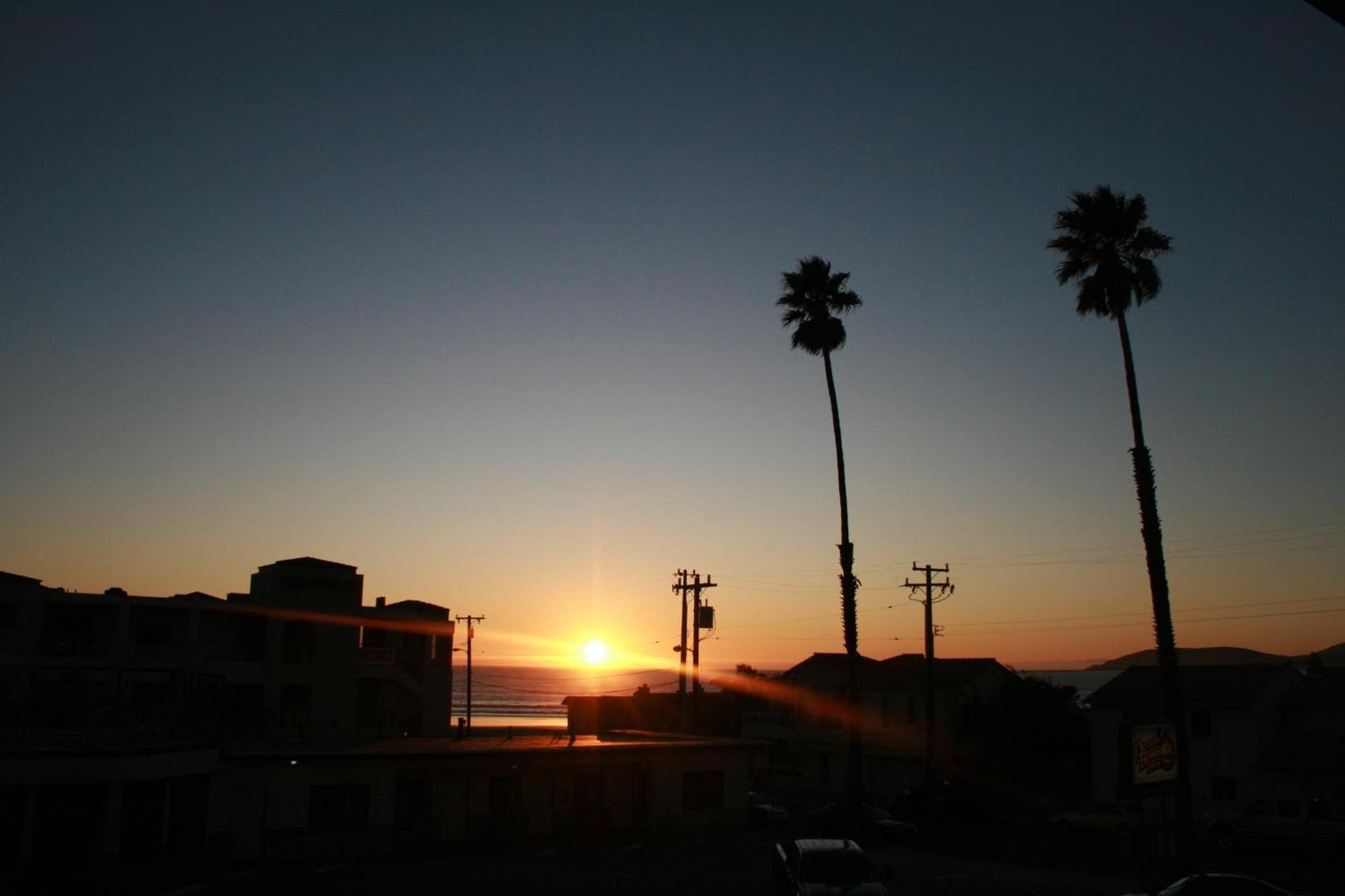 Motel 6 Pismo Beach Ca Pacific Ocean Exterior photo